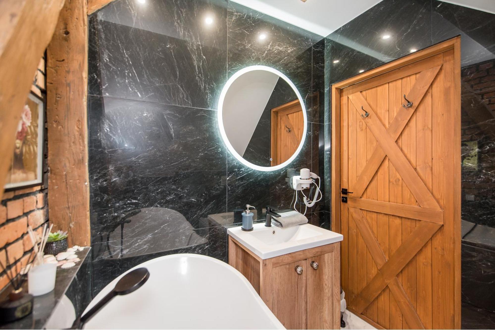 Przytulny Apartament Z Wieza Gliwice Ngoại thất bức ảnh